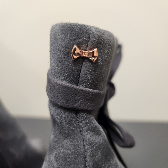 Ted Baker Qatena Suede Heeled Ankle Boots gray Sz 8. New without box - Picture 7 of 13